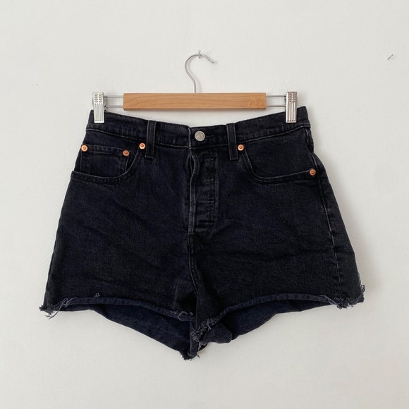 Levi’s ribcage shorts - Picture 4 of 5